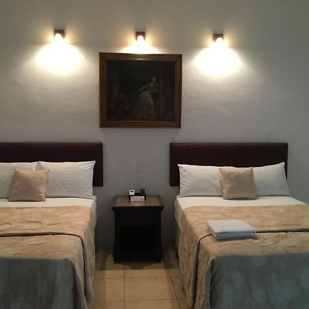 Hotel Mejorada מרידה מראה חיצוני תמונה