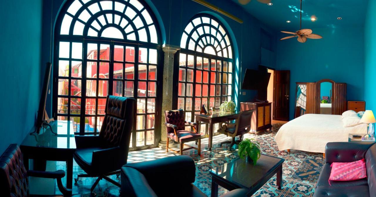 Hotel Mejorada מרידה מראה חיצוני תמונה